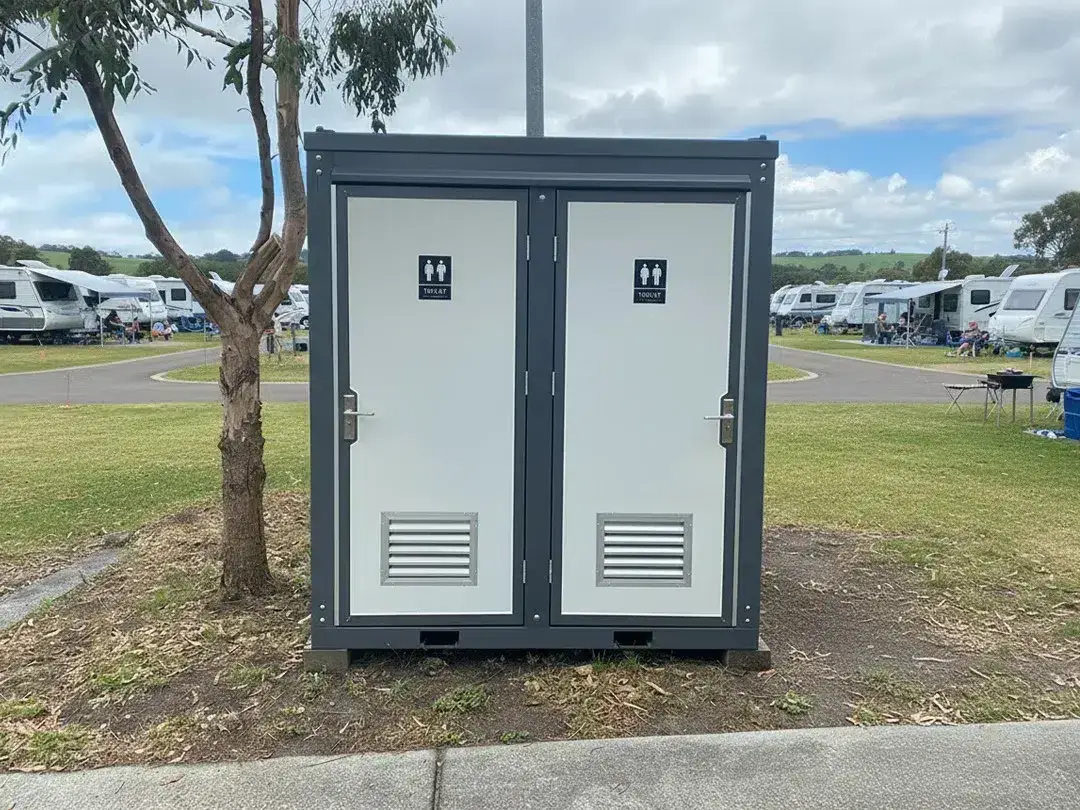 Essential Toilet Block - Image 6